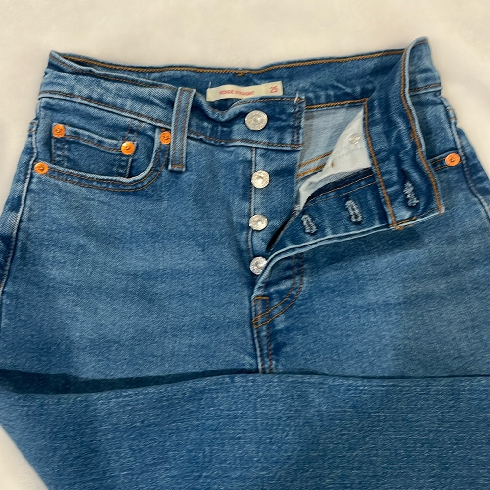 Levi’s Wedgie straight